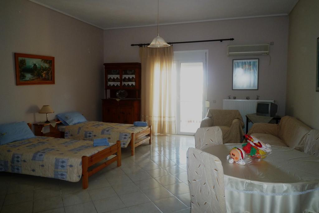 Kleidas Apartments Thymiana Номер фото
