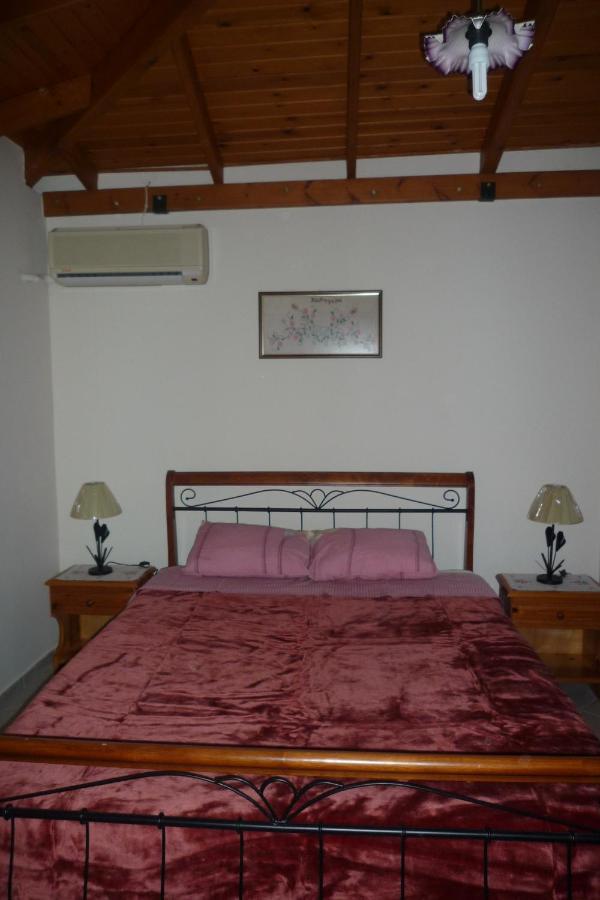 Kleidas Apartments Thymiana Экстерьер фото