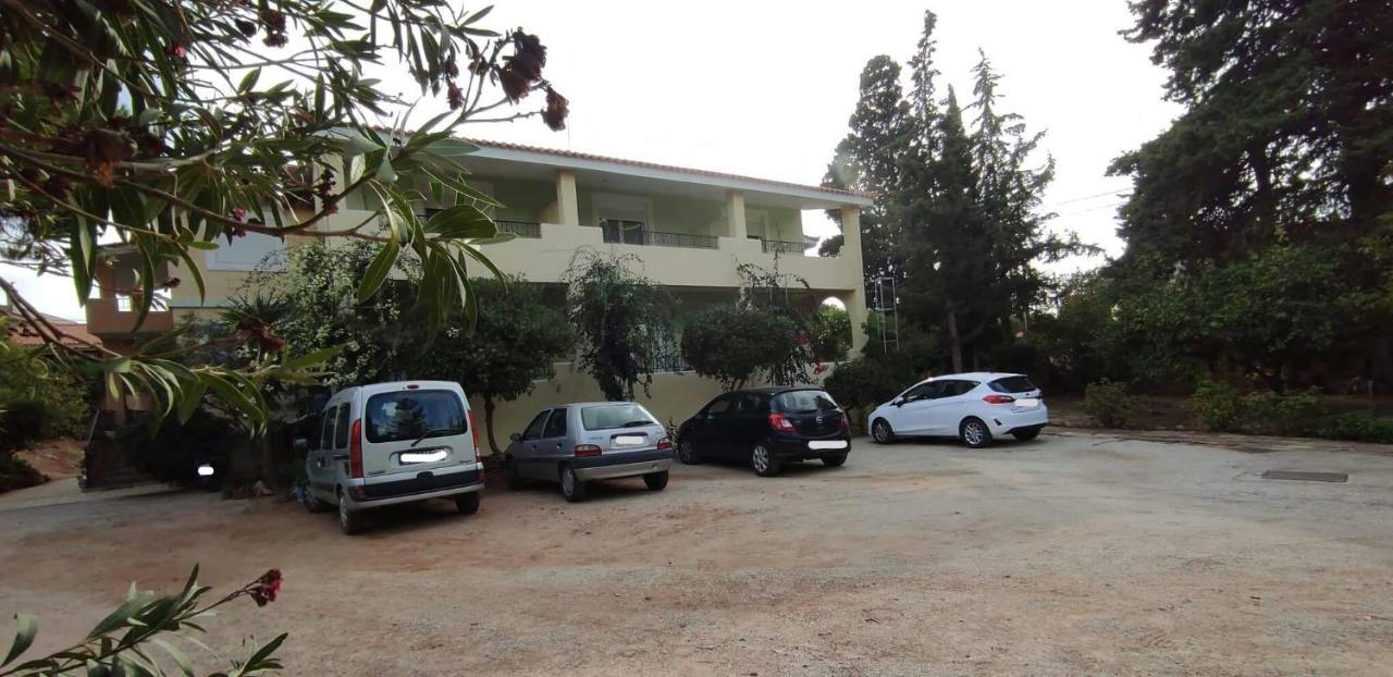 Kleidas Apartments Thymiana Экстерьер фото